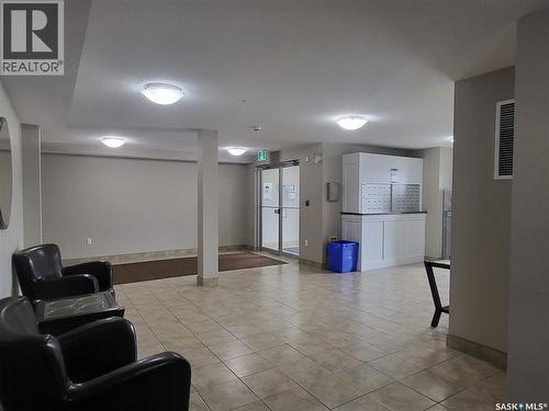 103 2141 Larter Road, Estevan, SK - Indoor