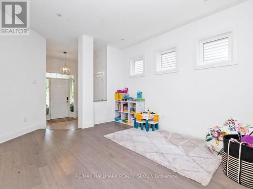 539 Compass Street, Ottawa, ON - Indoor Photo Showing Other Room
