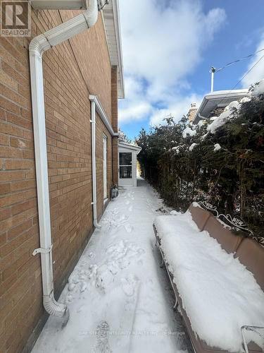 Lower - 130 Kingslake Road, Toronto, ON - Outdoor With Exterior