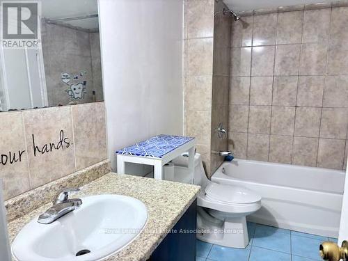 130 Kingswood Drive, Brampton, ON - Indoor Photo Showing Bathroom