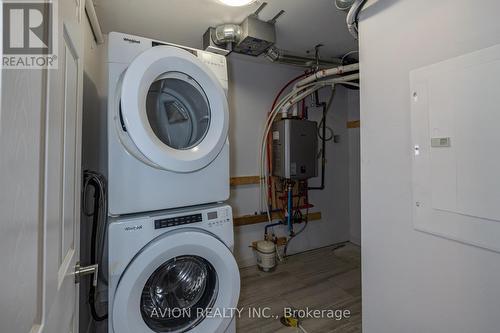 1 - 21 Forbes Avenue, Toronto, ON - Indoor Photo Showing Laundry Room
