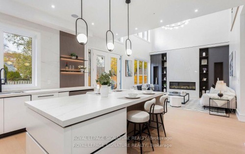 365 Jumna Avenue, Mississauga, ON - Indoor