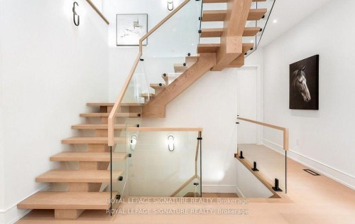 365 Jumna Avenue, Mississauga, ON - Indoor Photo Showing Other Room