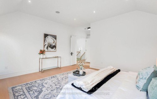 365 Jumna Avenue, Mississauga, ON - Indoor