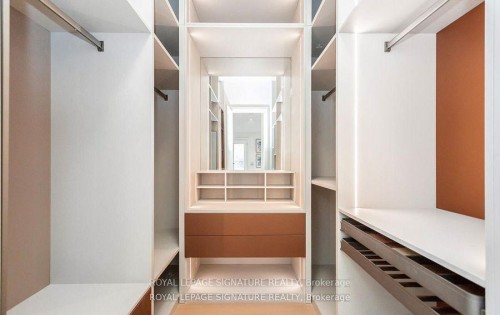 365 Jumna Avenue, Mississauga, ON - Indoor