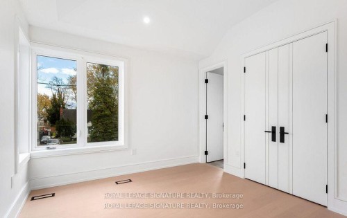 365 Jumna Avenue, Mississauga, ON - Indoor Photo Showing Other Room