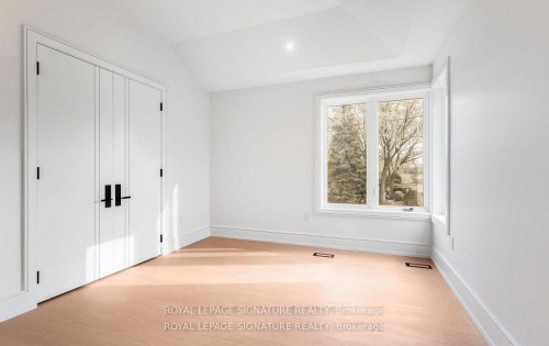 365 Jumna Avenue, Mississauga, ON - Indoor Photo Showing Other Room