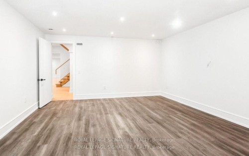 365 Jumna Avenue, Mississauga, ON - Indoor Photo Showing Other Room