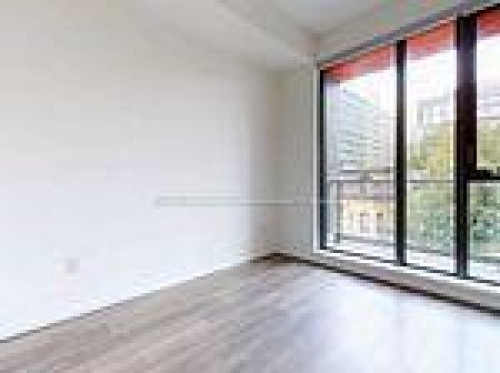 414-159 Dundas Street E, Toronto, ON - Indoor Photo Showing Other Room