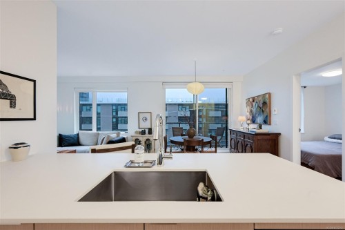 407-1115 Johnson St, Victoria, BC - Indoor