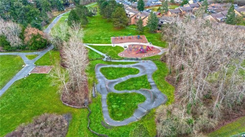 17 Jedstone Pl, View Royal, BC 