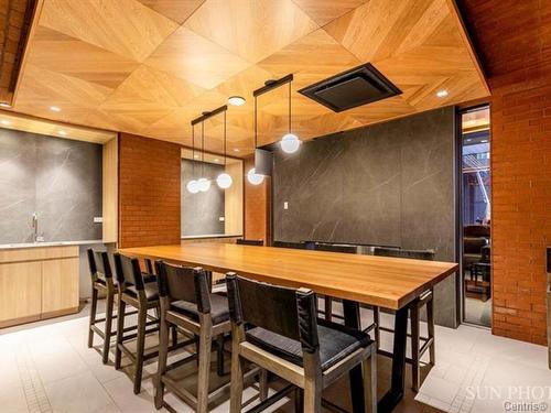 Salle communautaire - 2706-1020 Rue De La Montagne, Montréal (Ville-Marie), QC - Indoor Photo Showing Dining Room