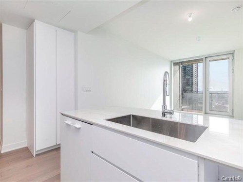 Kitchen - 2706-1020 Rue De La Montagne, Montréal (Ville-Marie), QC - Indoor Photo Showing Kitchen