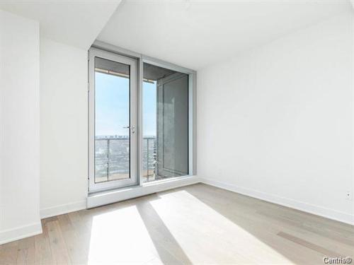 Chambre à coucher - 2706-1020 Rue De La Montagne, Montréal (Ville-Marie), QC - Indoor Photo Showing Other Room