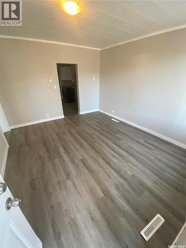 1945 Wallace Street, Regina, SK - Indoor