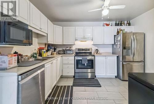 61 Tanner Drive, London East (East P), ON - Indoor Photo Showing Kitchen