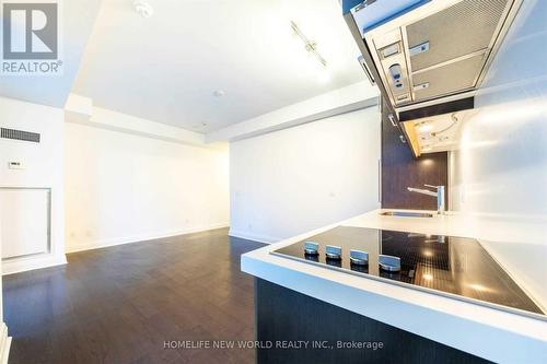 1208 - 1080 Bay Street, Toronto, ON - Indoor