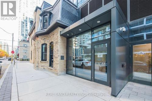 808 - 47 Mutual Street, Toronto, ON - Outdoor With Balcony