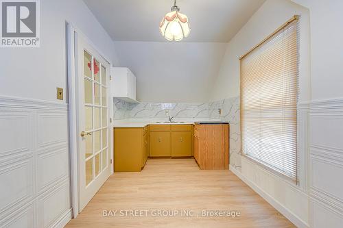 162 Prospect Street S, Hamilton, ON - Indoor Photo Showing Other Room