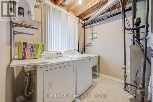 14 - 10 Post Oak Drive, Richmond Hill, ON - Indoor Photo Showing Laundry Room