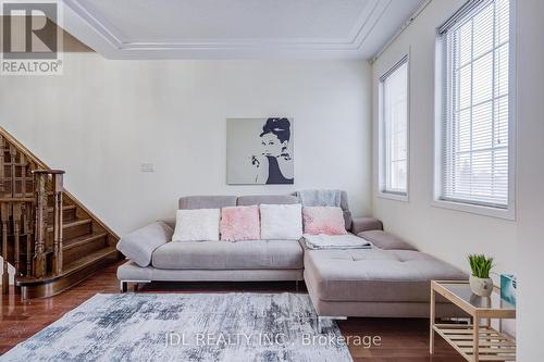 14 - 10 Post Oak Drive, Richmond Hill, ON - Indoor