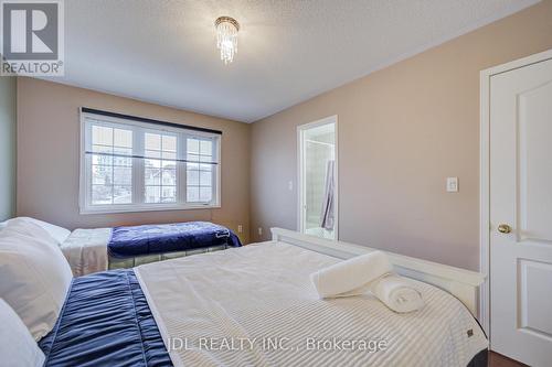 14 - 10 Post Oak Drive, Richmond Hill, ON - Indoor Photo Showing Bedroom