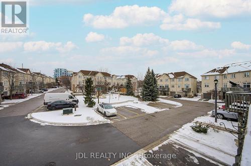 14 - 10 Post Oak Drive, Richmond Hill, ON - Outdoor