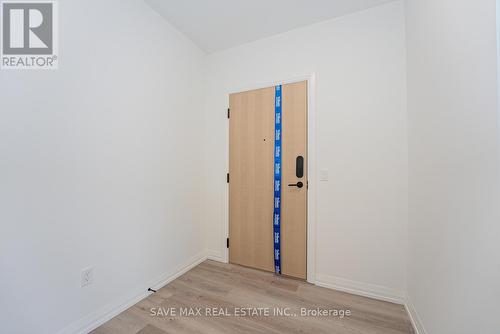 Ph 11 - 280 Dundas Street W, Toronto, ON - Indoor Photo Showing Other Room