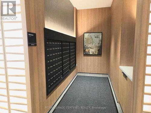 402 - 720 Whitlock Avenue, Milton, ON - Indoor Photo Showing Other Room