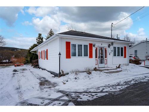 5 Butt'S Avenue, Carbonear, NL 