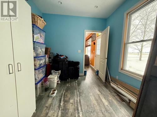 29800 Centre Road, Adelaide Metcalfe, ON - Indoor Photo Showing Other Room