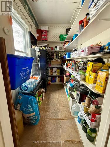 29800 Centre Road, Adelaide Metcalfe, ON - Indoor Photo Showing Other Room