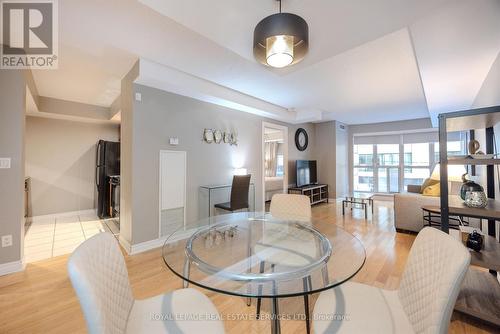 210 - 270 Wellington Street W, Toronto, ON - Indoor Photo Showing Dining Room