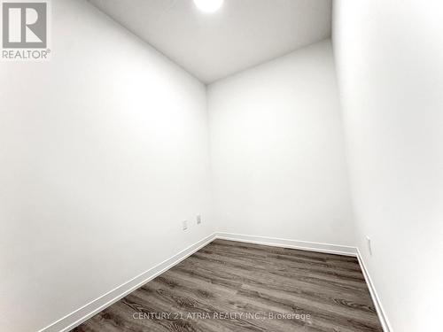 4801 - 8 Interchange Way, Vaughan, ON - Indoor Photo Showing Other Room
