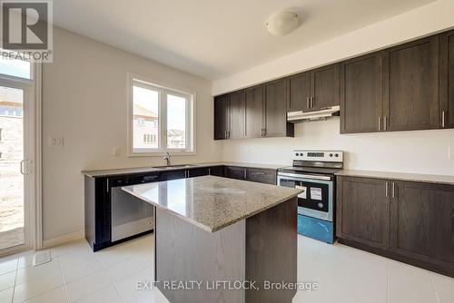 42 Pristine Trail, Cavan Monaghan (Cavan Twp), ON - Indoor Photo Showing Kitchen