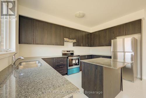42 Pristine Trail, Cavan Monaghan (Cavan Twp), ON - Indoor Photo Showing Kitchen With Double Sink