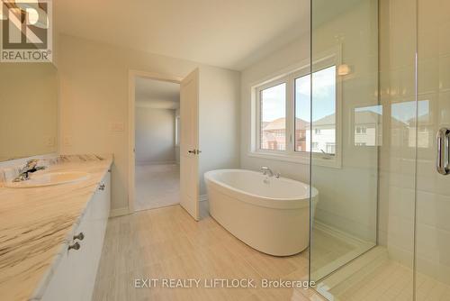 42 Pristine Trail, Cavan Monaghan (Cavan Twp), ON - Indoor Photo Showing Bathroom