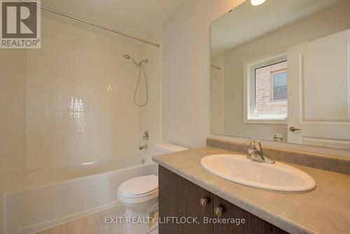 42 Pristine Trail, Cavan Monaghan (Cavan Twp), ON - Indoor Photo Showing Bathroom