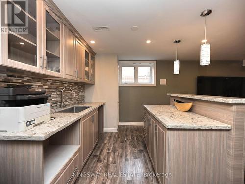 620 Langholm Street, Milton, ON - Indoor Photo Showing Kitchen