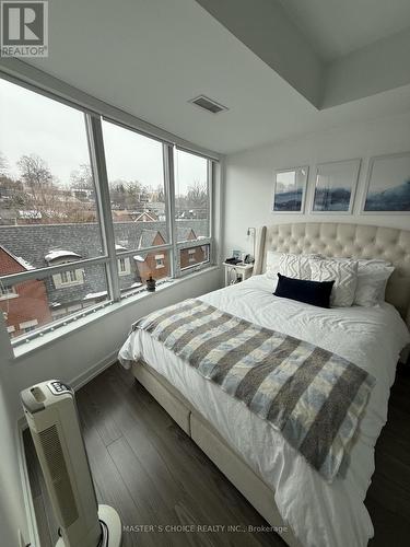 512 - 377 Madison Avenue, Toronto, ON - Indoor Photo Showing Bedroom