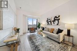 321 - 385 PRINCE OF WALES DRIVE  Mississauga, ON L5B 0C6