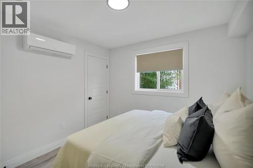 515 Caron Unit# 1, Windsor, ON - Indoor Photo Showing Bedroom