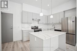 PH2 - 19B WEST STREET N  Kawartha Lakes, ON K0M 1N0