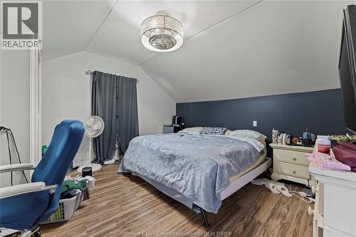 1366 Moy Avenue, Windsor, ON - Indoor Photo Showing Bedroom
