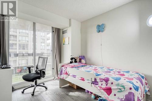 1503 - 260 Doris Avenue, Toronto, ON - Indoor Photo Showing Bedroom