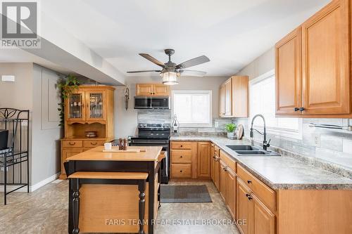 109 Ellen Street, Tay, ON - Indoor Photo Showing Kitchen With Double Sink