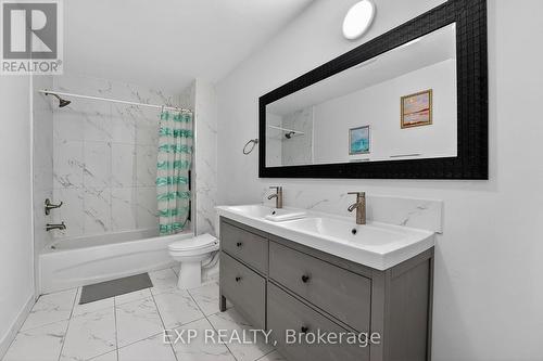 664 King & 24 Charles Street, Port Colborne, ON - Indoor Photo Showing Bathroom