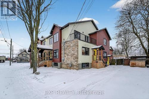 664 King & 24 Charles Street, Port Colborne, ON - Outdoor