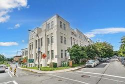 410-2000 Av. Northcliffe  Montréal (Côte-Des-Neiges/Notre-Dame-De-Grâce), QC H4A 3K5