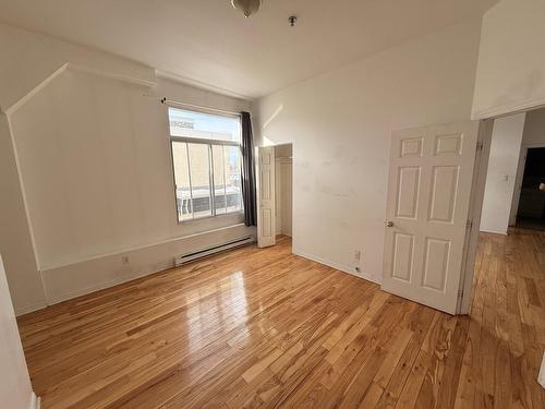 Bedroom - 410-2000 Av. Northcliffe, Montréal (Côte-Des-Neiges/Notre-Dame-De-Grâce), QC - Indoor Photo Showing Other Room